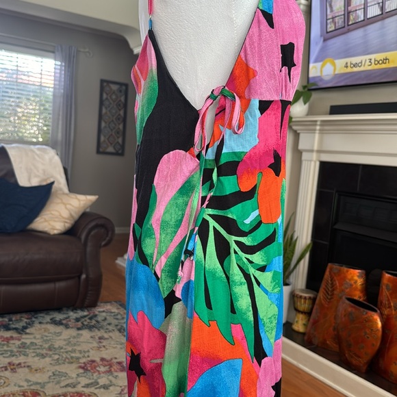 GB
Floral Print Side Tie Mini Dress - Picture 4 of 4